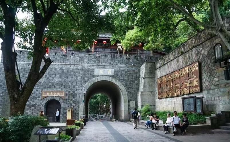 杭州旅游景点有哪些_杭州著名旅游景点