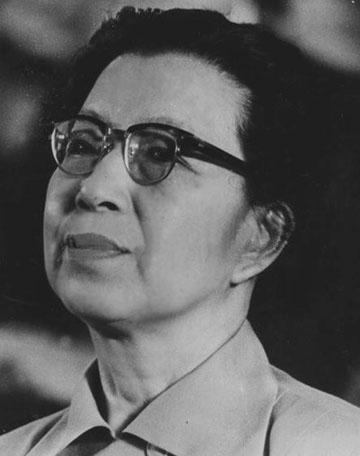 毛主席身边的秘书分别是谁_毛主席秘书简介
