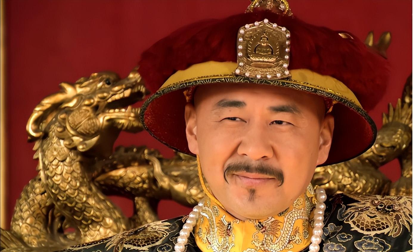 清朝官员工资有多低_官员工资为什么那么低