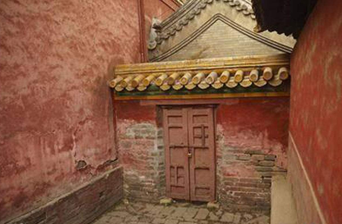 古代妃子被打入冷宫后_为什么太监那么高兴
