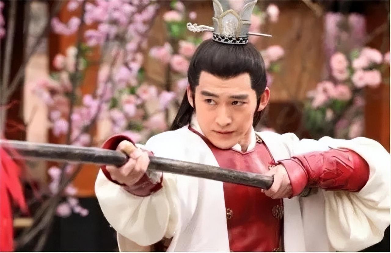 古代的枪杆用什么做的_古代长枪枪杆是铁的吗