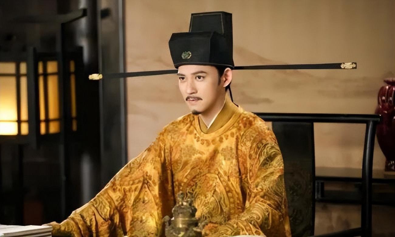 宋朝皇帝为何不敢穿黄色龙袍_什么原因
