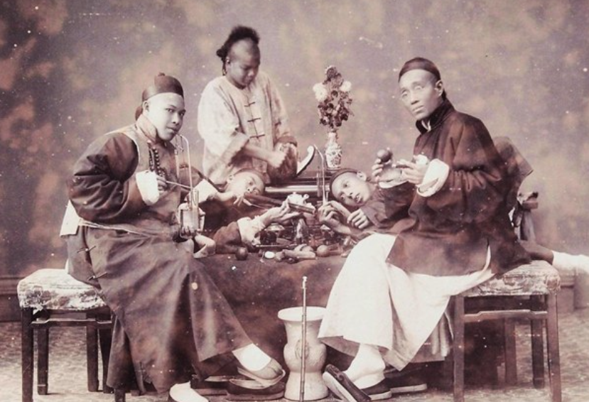 清朝大臣上朝为什么在嘴里含一片人参_你知道吗