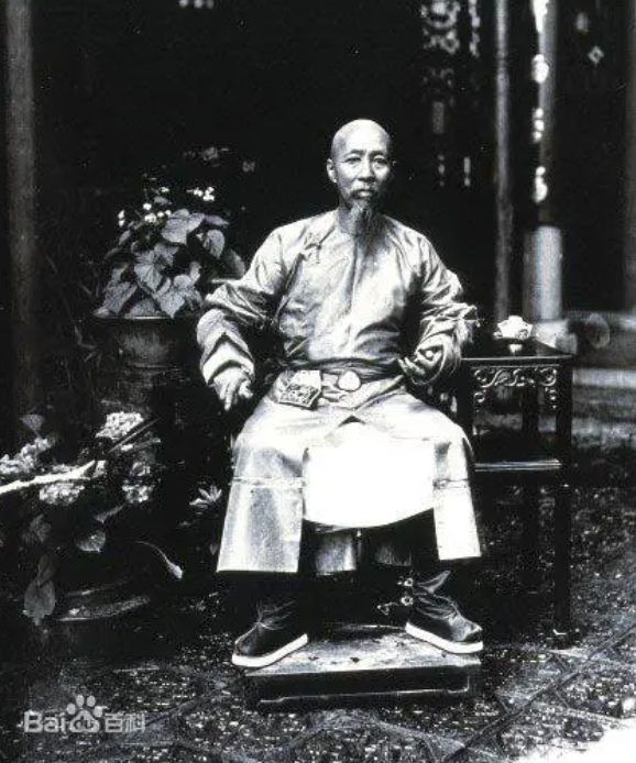 清朝大臣上朝为什么在嘴里含一片人参_你知道吗
