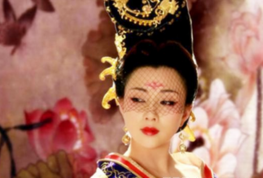 杨玉环体重身高多少_历史杨贵妃真实体重