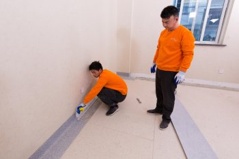 pvc地胶地板怎么安装_pvc地板胶安装流程