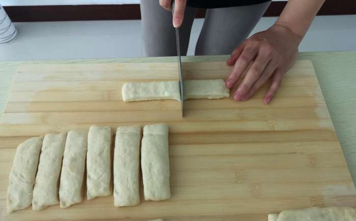 油条怎么做_油条的做法及步骤