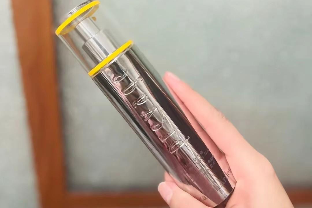 抗老精华怎么选，四款值得投资的抗老精华