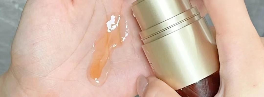 抗老精华怎么选，四款值得投资的抗老精华