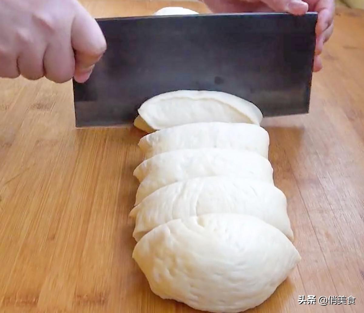 油饼怎么做又软又蓬松，油饼的做法教程