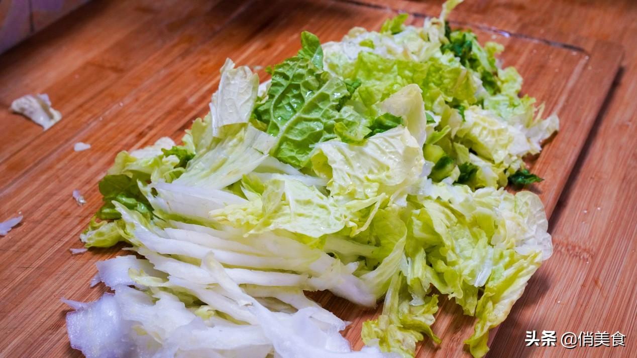 白菜烧豆腐怎样做才好吃，白菜烧豆腐的做法步骤