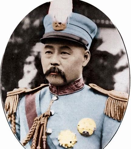 袁世凯晚年犯了什么错误，下场如何