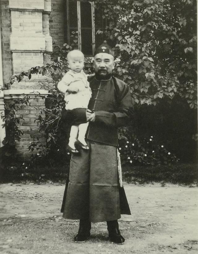张勋复辟后晚景怎样，张勋复辟历时多长时间
