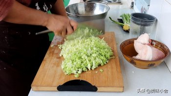 饺子馅怎么做，饺子馅的做法和配料