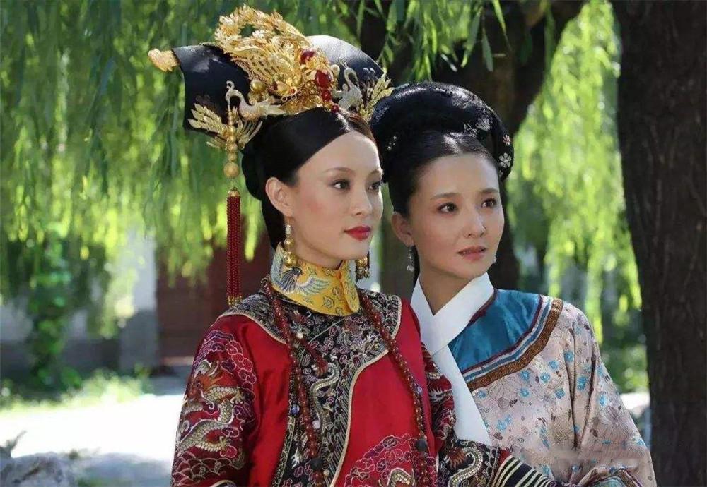 为什么清朝妃子要穿花盆底，什么原因