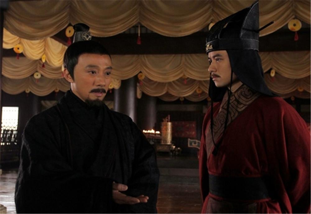 曹操以什么罪名杀的孔融，衍圣公传了多少代