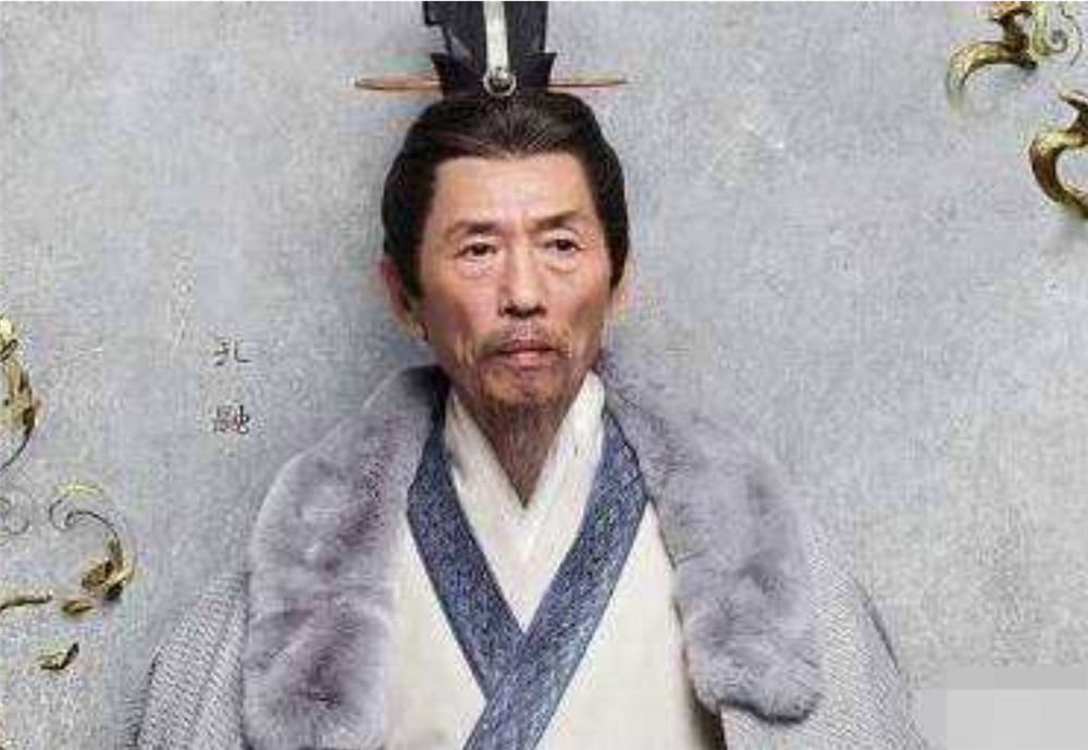 曹操以什么罪名杀的孔融，衍圣公传了多少代