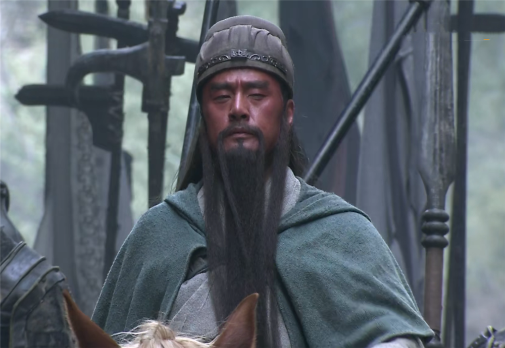 文丑为何挡不住关羽的刀，关羽用的大刀叫什么刀