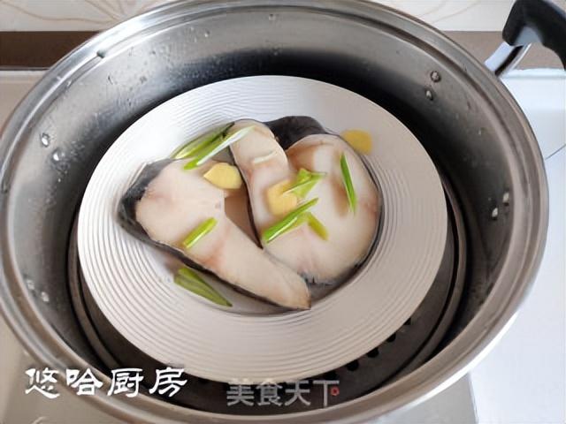 清蒸鳕鱼怎么做，清蒸鳕鱼一般蒸几分钟