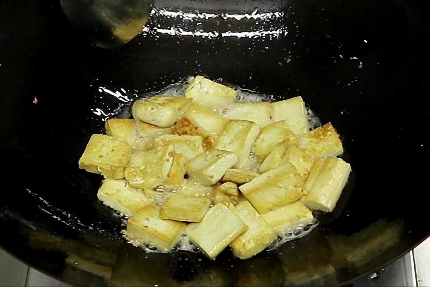 豆腐和什么菜搭配好吃，适合和豆腐一起炖的菜