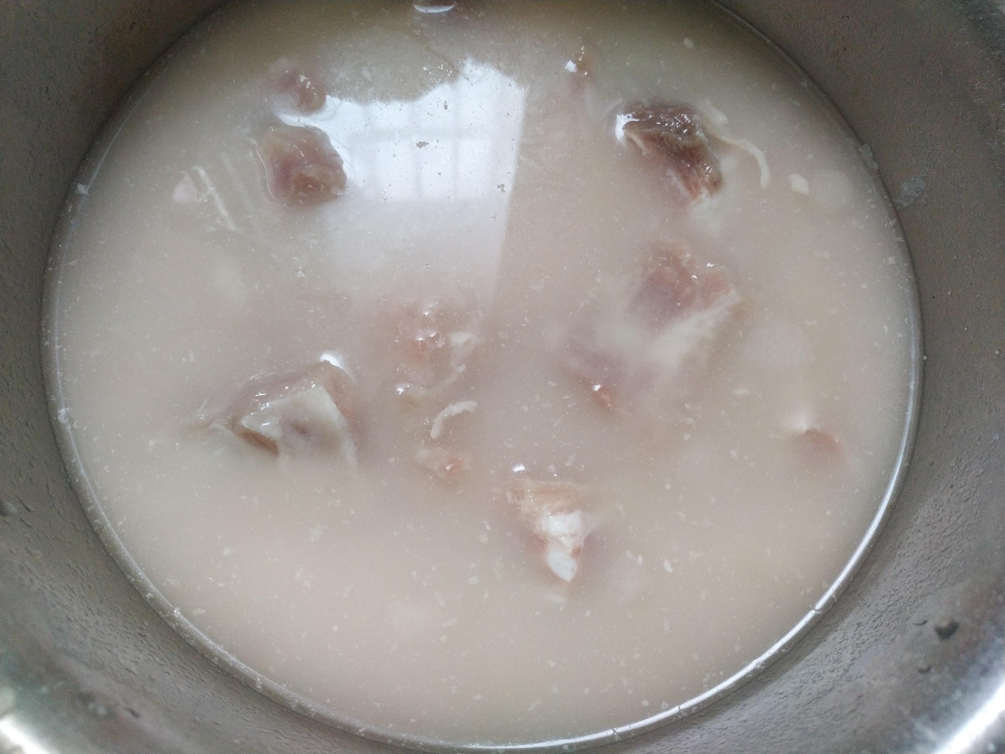 排骨去腥用冷水还是热水，你做对了吗