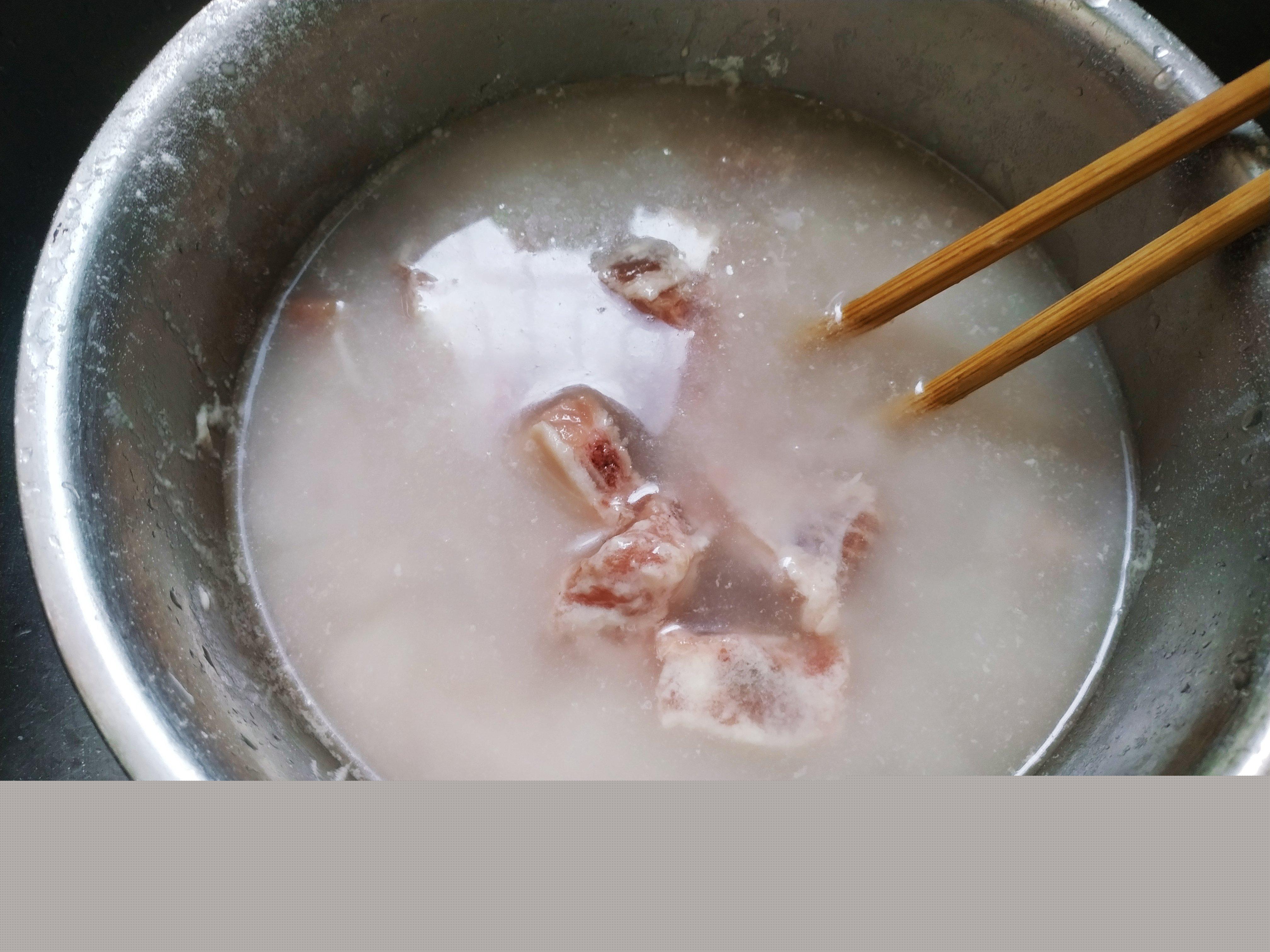 排骨去腥用冷水还是热水，你做对了吗