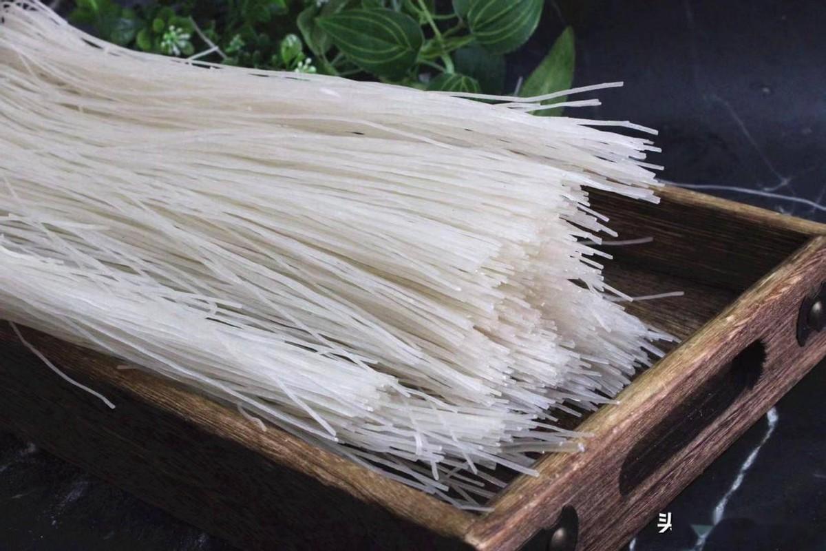 粉条煮不软是怎么回事，粉条不容易煮熟是加胶了吗