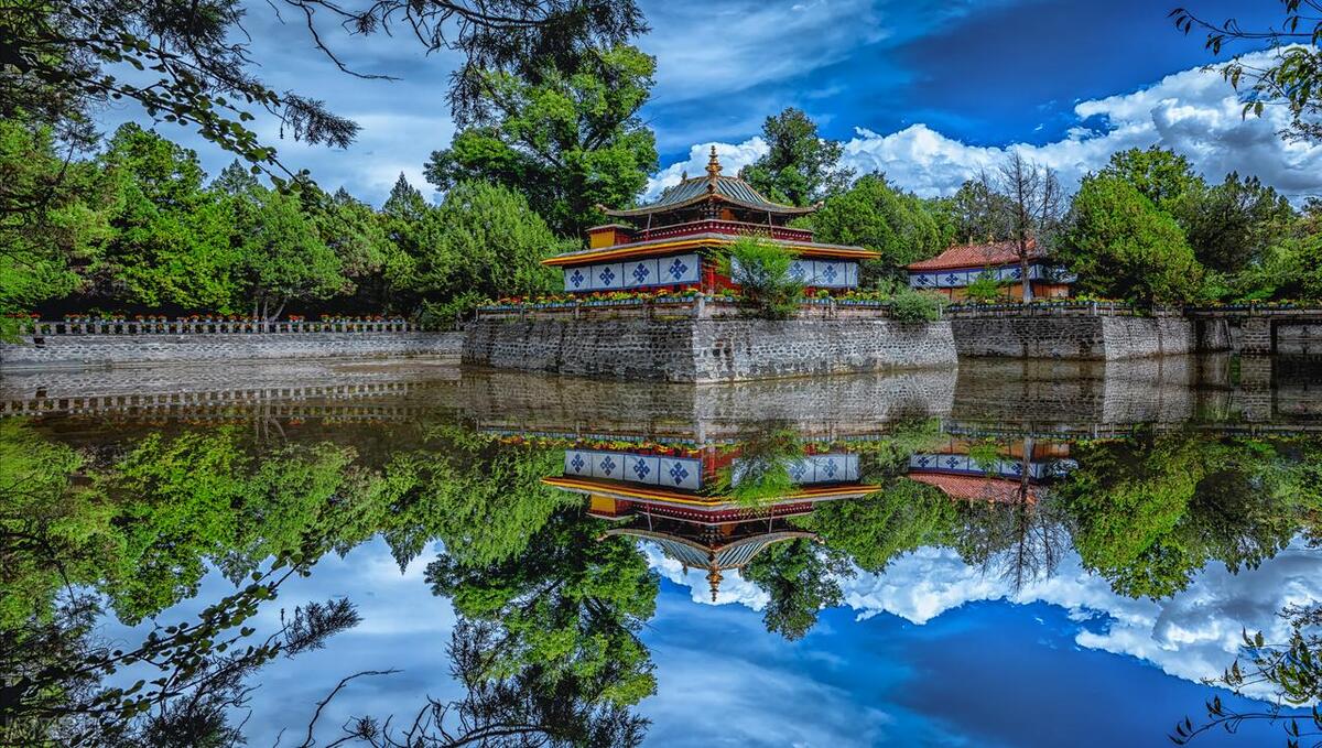 西藏旅游哪里值得去，西藏旅游最值得去的景点推荐