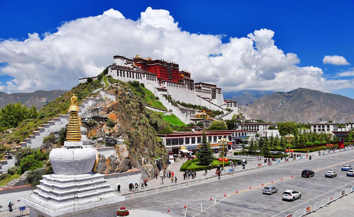 西藏旅游哪里值得去，西藏旅游最值得去的景点推荐