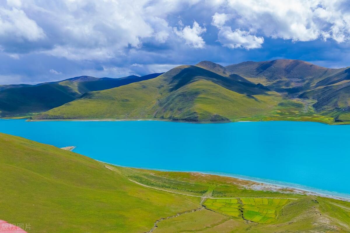 西藏旅游哪里值得去，西藏旅游最值得去的景点推荐