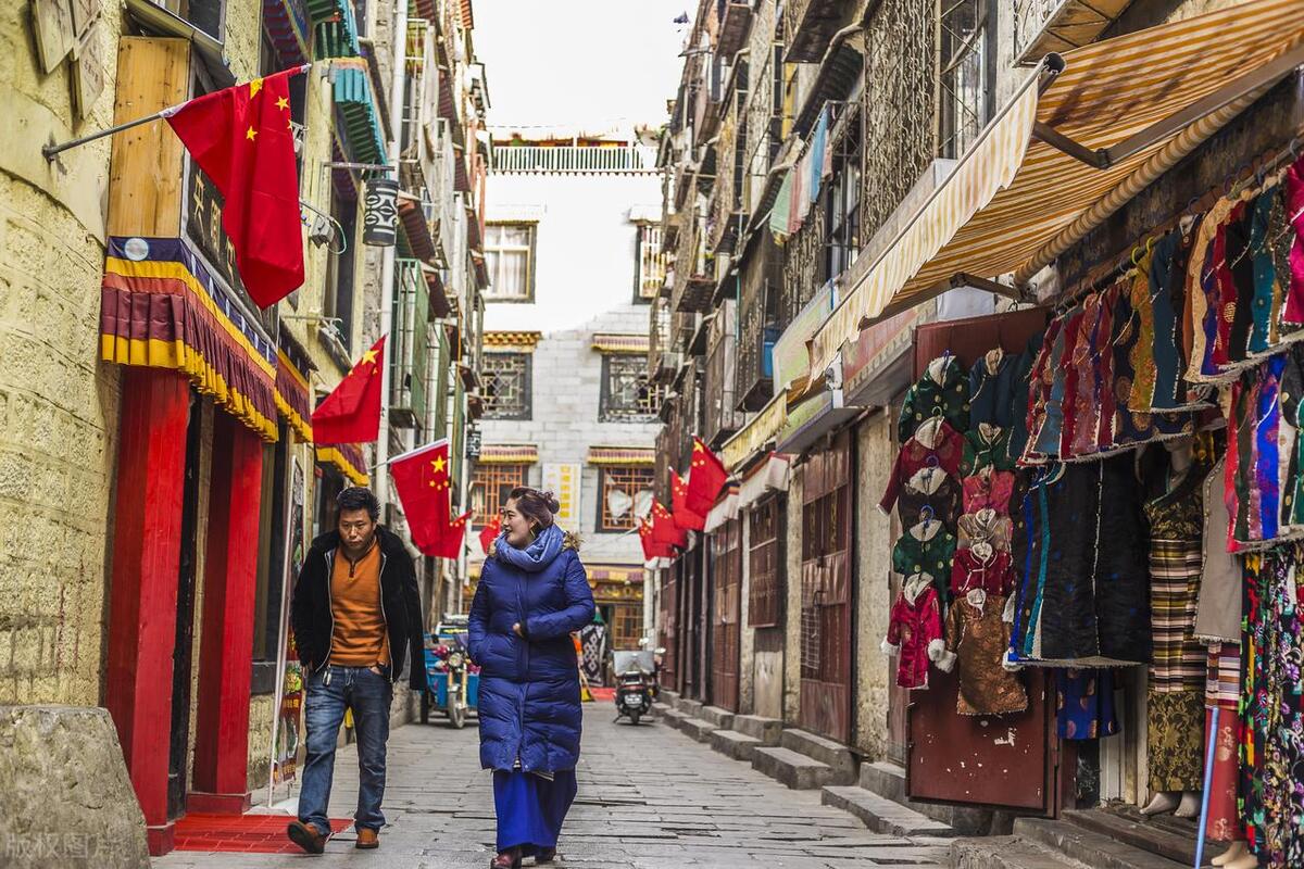 西藏旅游哪里值得去，西藏旅游最值得去的景点推荐