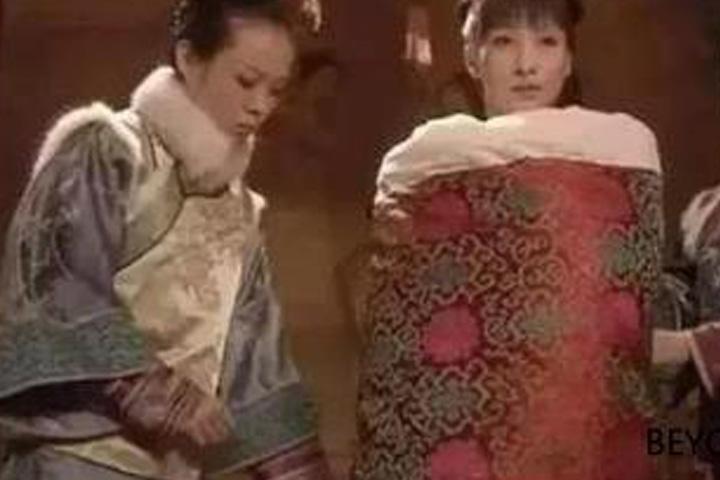 乾隆拥有三宫六院，为啥还去江南泡妞