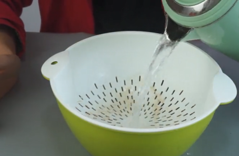 洗菜篮子怎么洗，洗菜篮子清洗妙招