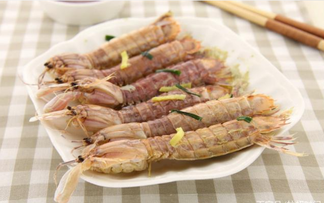 吃皮皮虾扎嘴怎么办，吃皮皮虾怎么剥壳