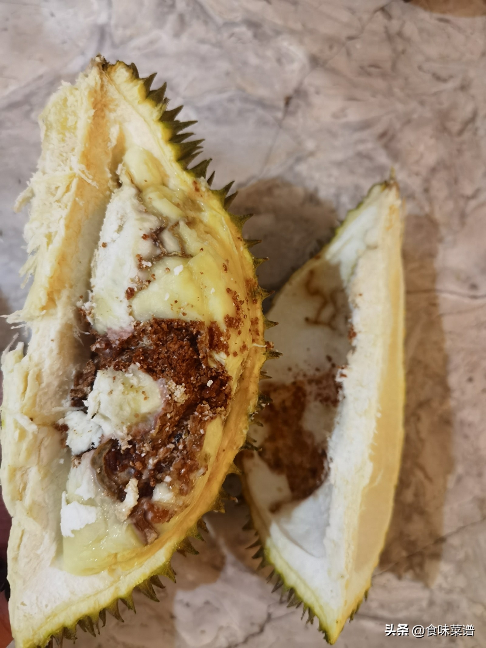 榴莲为什么会生虫，榴莲里有虫子还能吃吗