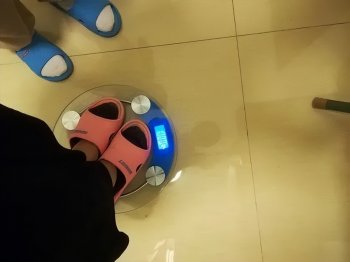 质量到底是如何产生的，质量产生形成和实现的过程