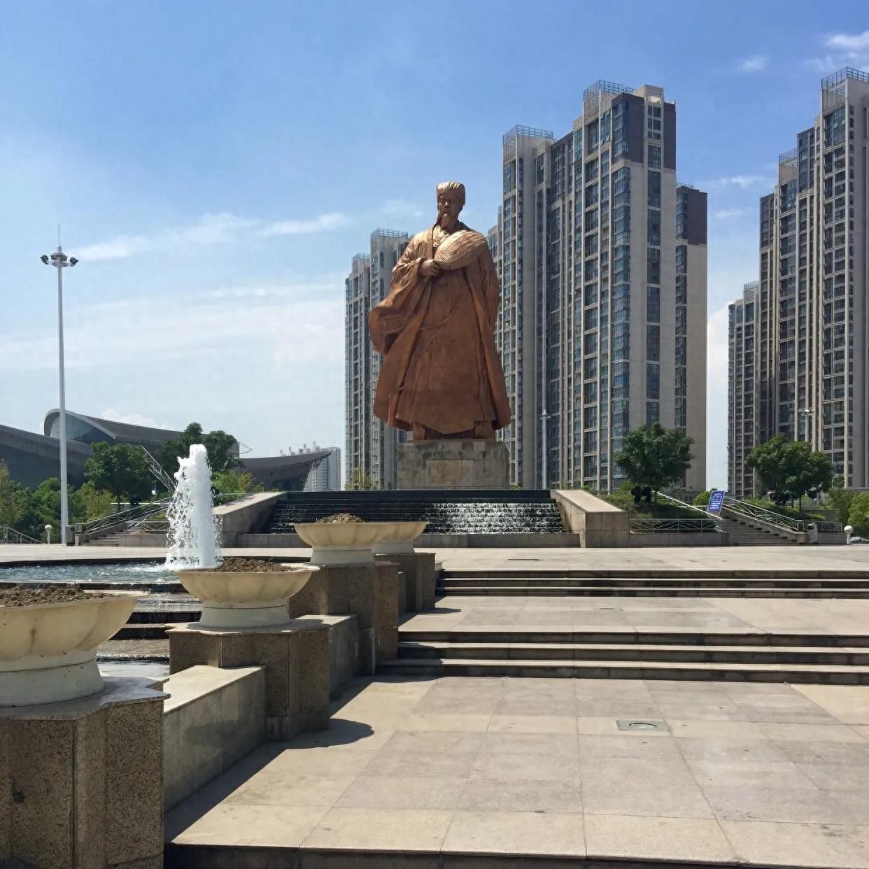 诸葛亮到底是哪里人，诸葛亮的祖籍在哪里