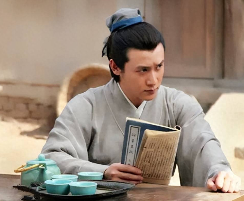 秀才相当于现在什么学历，什么学历才算秀才