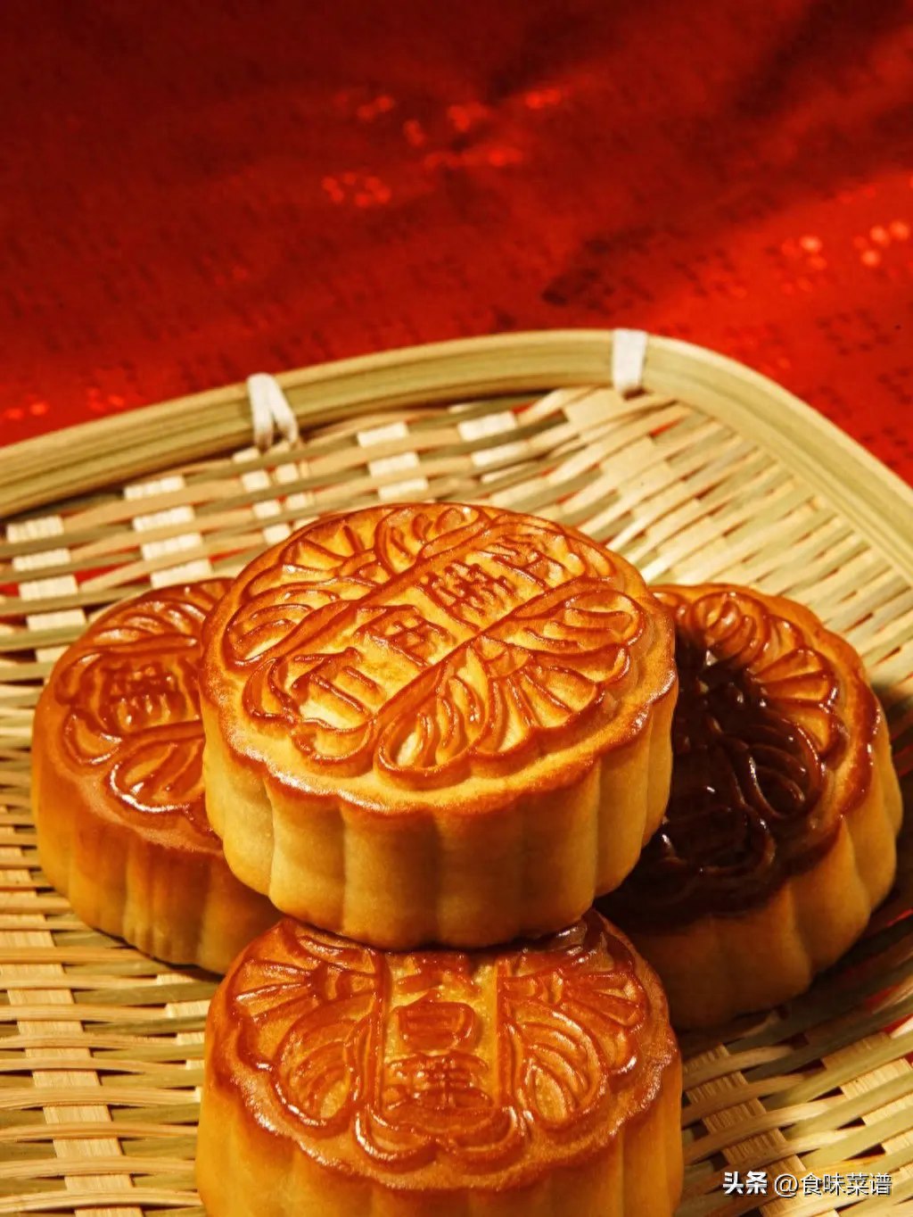 中秋月饼怎么选，中秋月饼哪种好吃