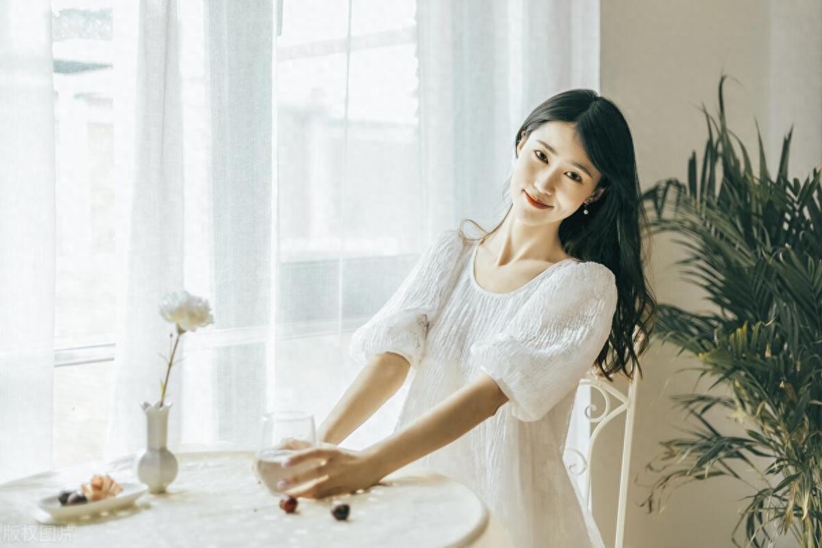 男人对暧昧的女人会吃醋吗，男人对女人吃醋说明啥