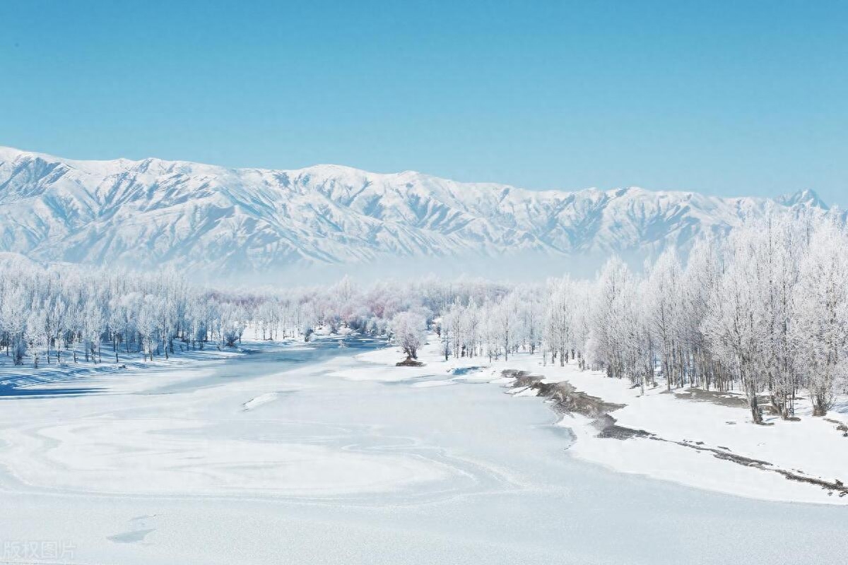 雪为什么是白色的，雪的形成原因