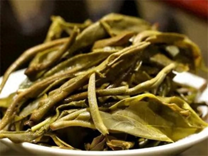 普洱茶生茶好吗，普洱茶的生茶与熟茶的区别