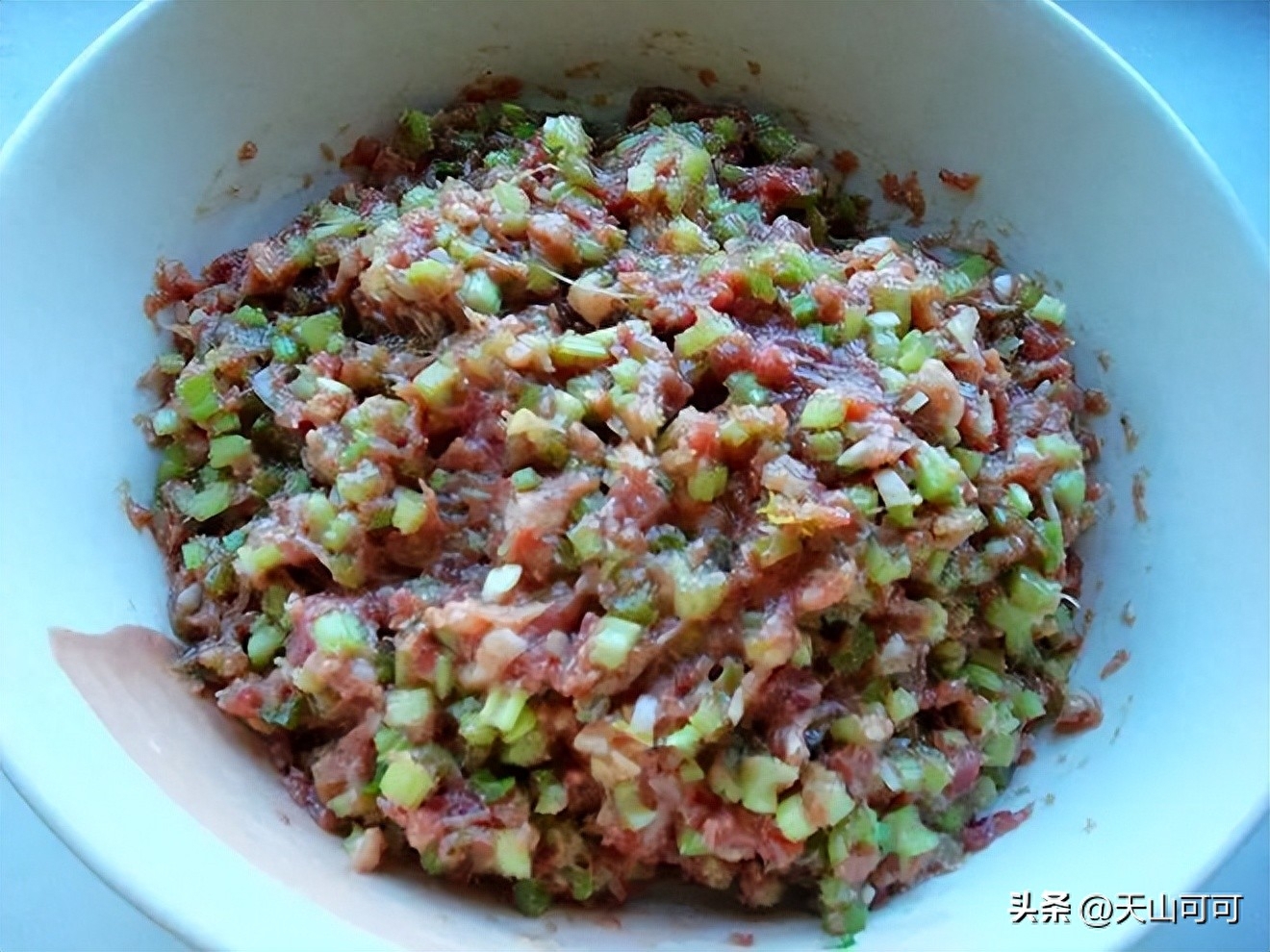 牛肉饺子怎么调馅，分享调牛肉馅的技巧