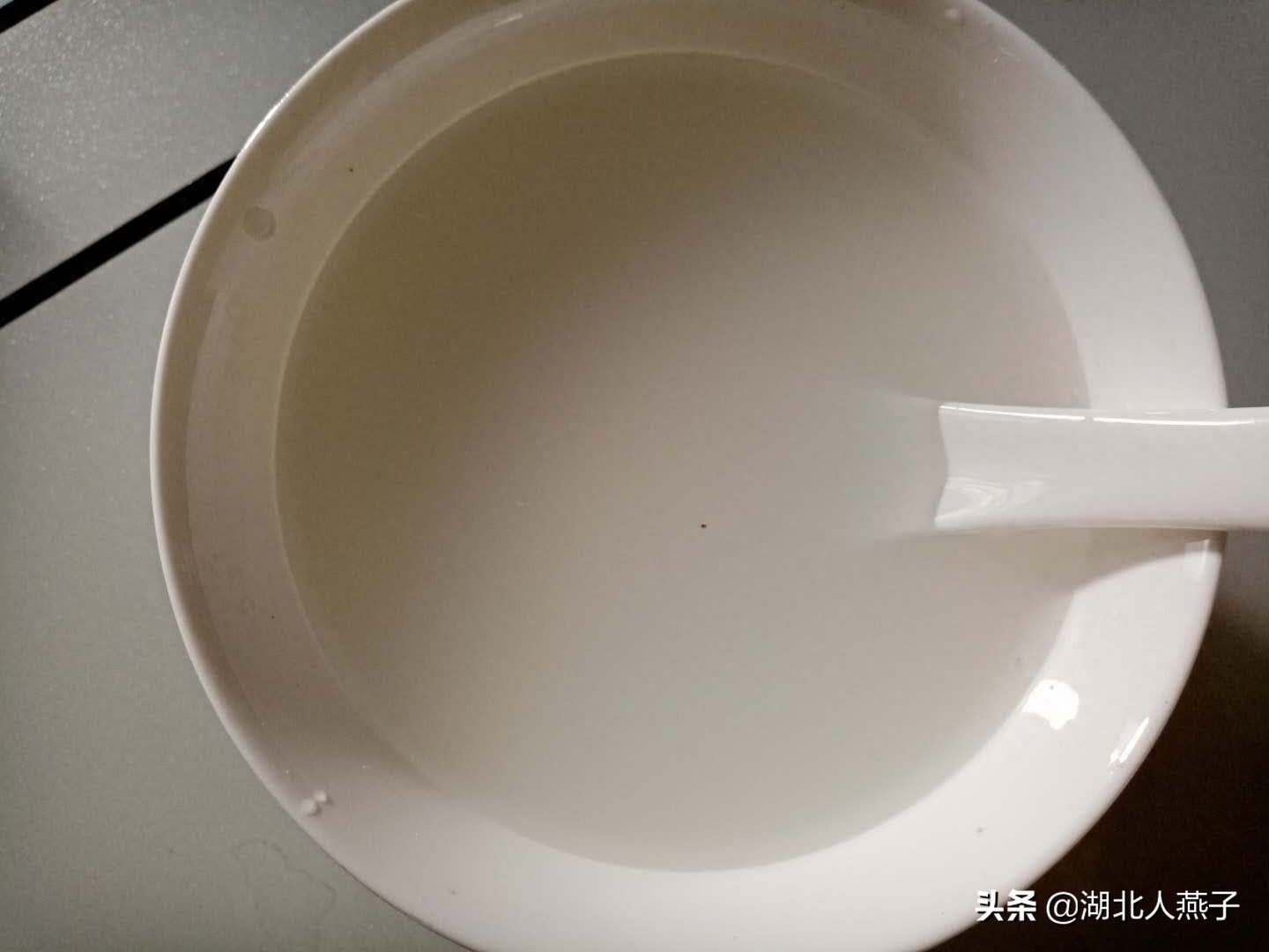 冰冻饺怎么做锅贴，冰冻饺子怎么煎锅贴