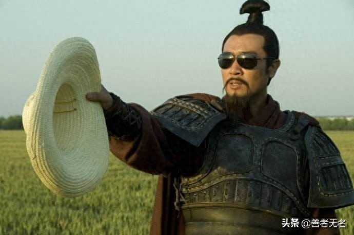 刘备真是假仁假义的伪君子吗，刘备如何白手起家