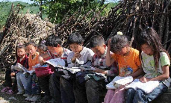 为什么穷人家孩子难出头，穷孩子家真的翻不了身吗