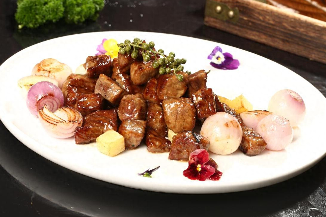 蒜香牛肉粒怎么做，蒜香牛肉粒的做法