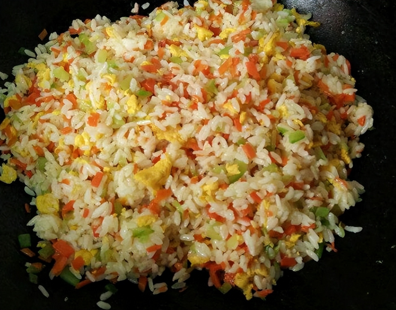 腊肉炒笋干怎么炒好吃，绝味腊肉笋干炒饭的做法