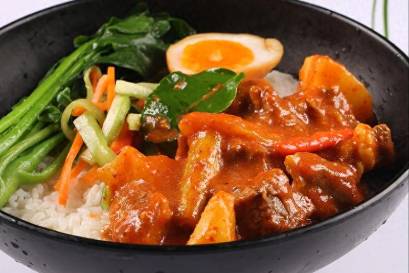 咖喱牛肉饭怎么做才好吃，正宗咖喱牛肉饭的做法