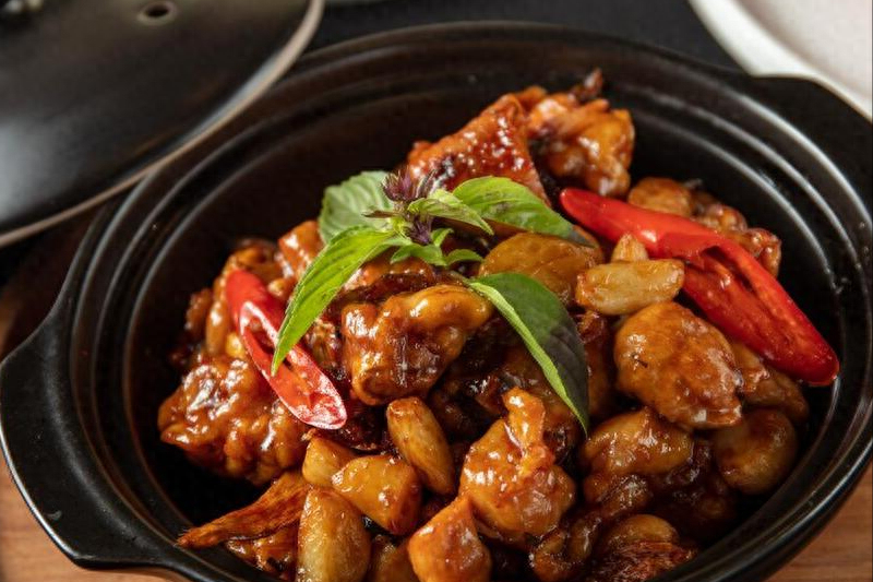 三杯鸡怎么做好吃，正宗三杯鸡的制作方法